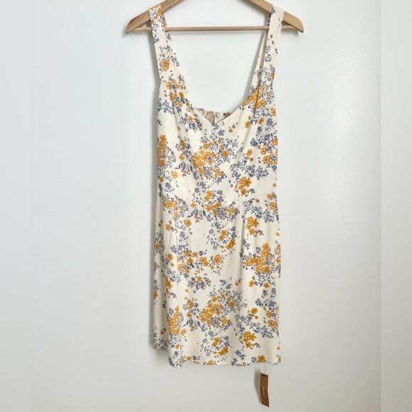 NWT reformation humphrey dress in christina | size 10 - Picture 2 of 9